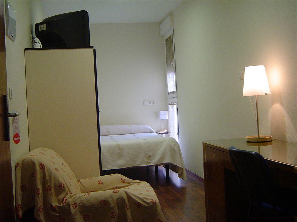 Hostal El Estudio Almansa Exterior foto